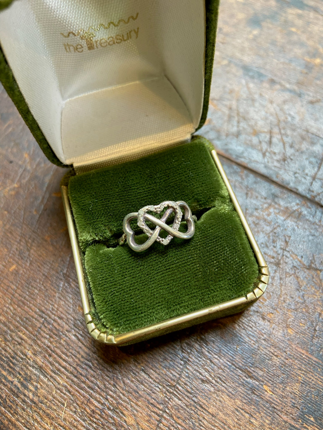 Ring - Sterling Silver Interlocking Hearts