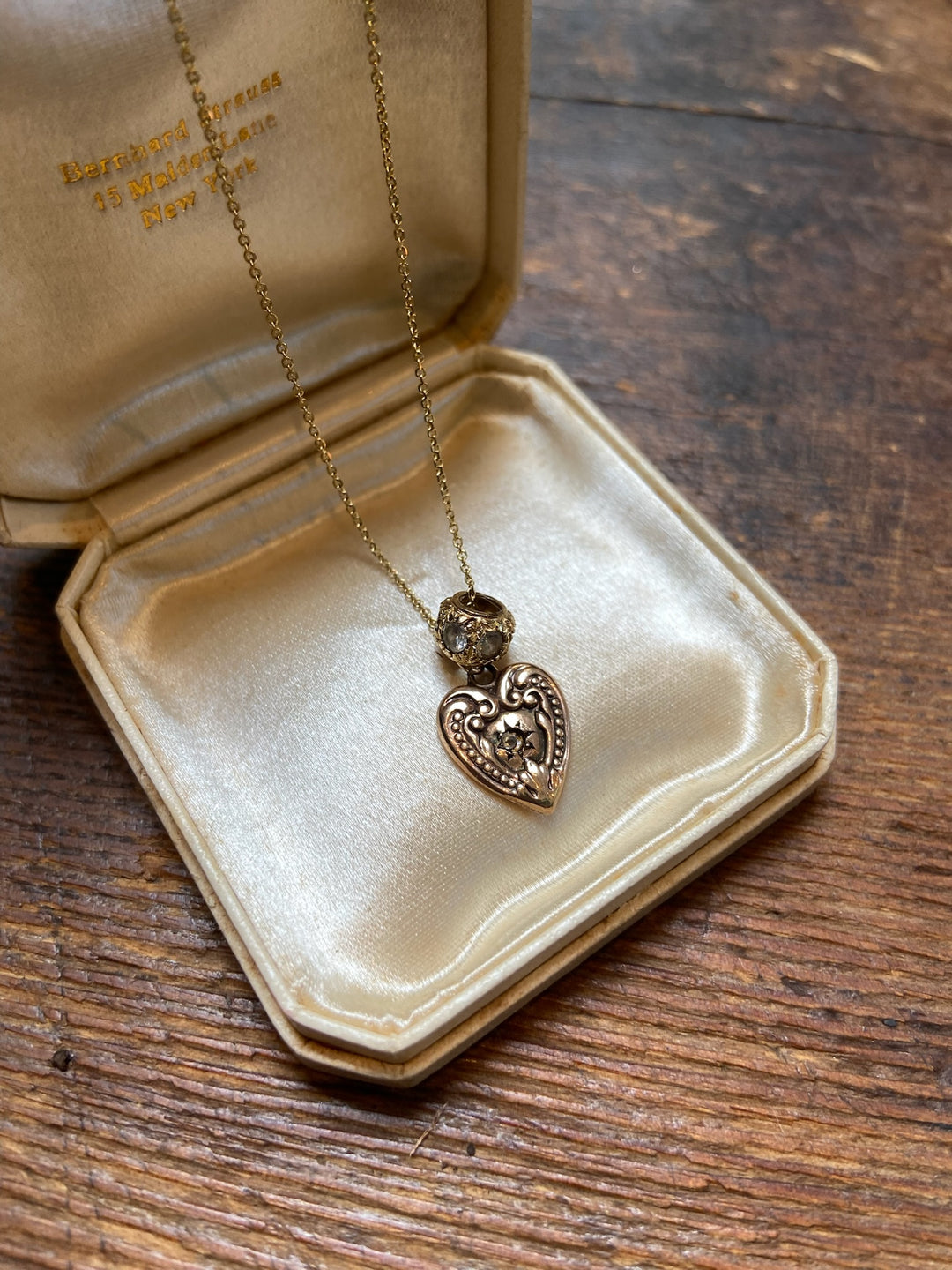 Necklace - Antique Heart Necklace