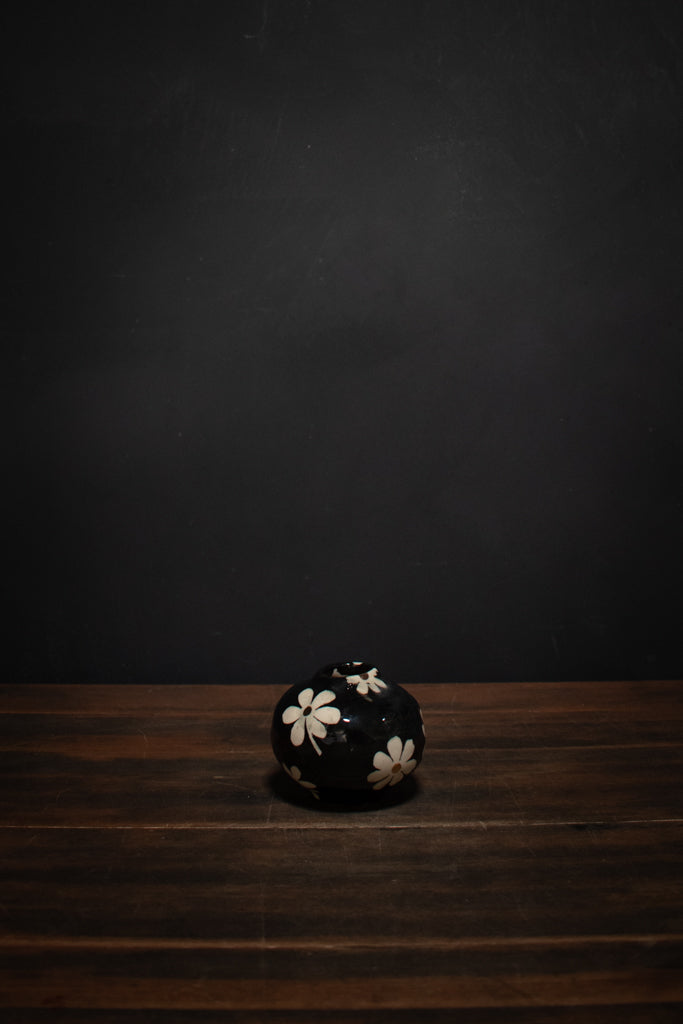 Kreep - Round Vase