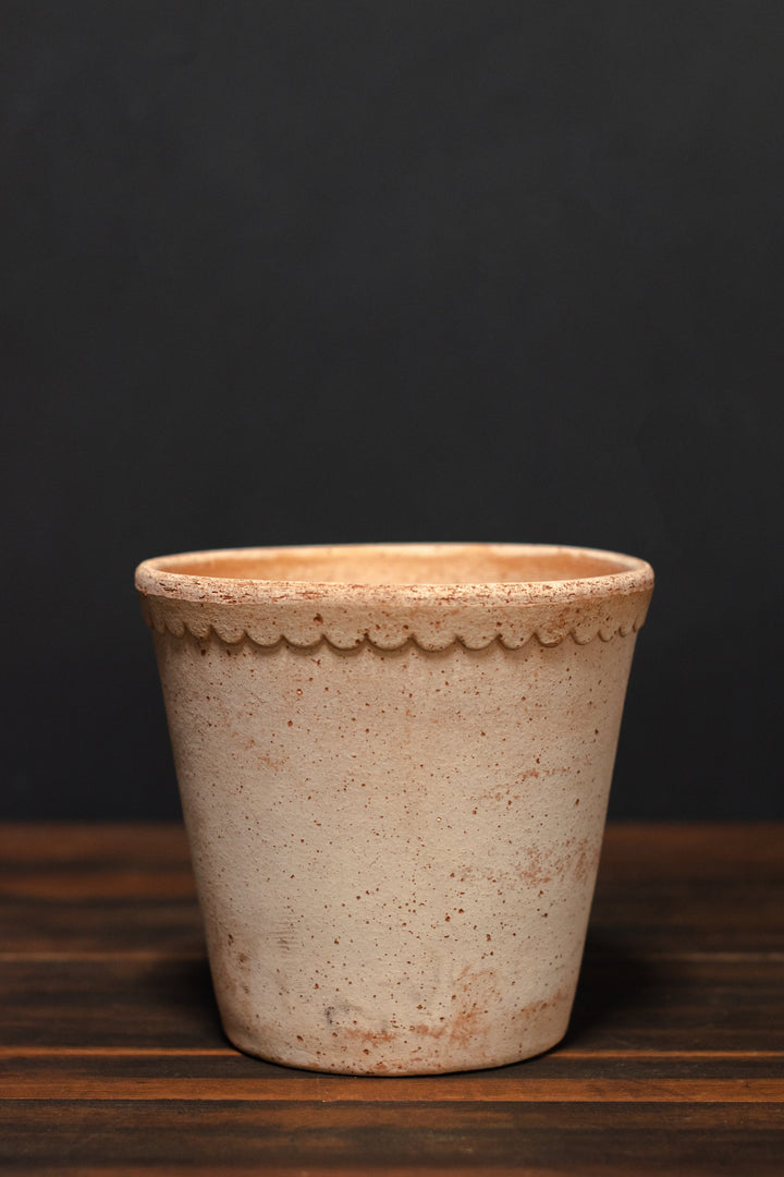 Large - Bergs Potter Helena Pot and Saucer