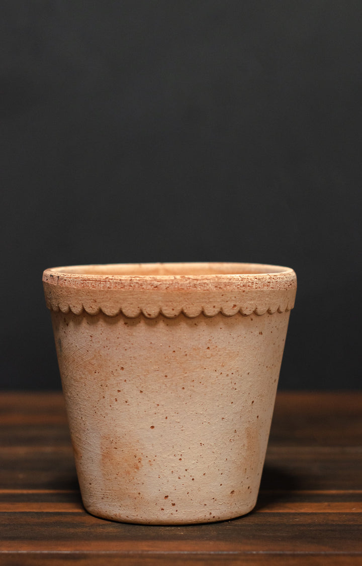 Large - Bergs Potter Helena Pot and Saucer