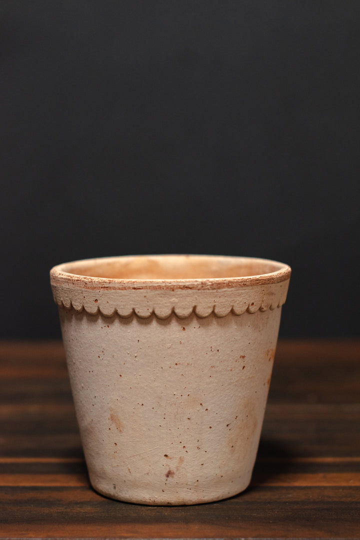 Large - Bergs Potter Helena Pot and Saucer