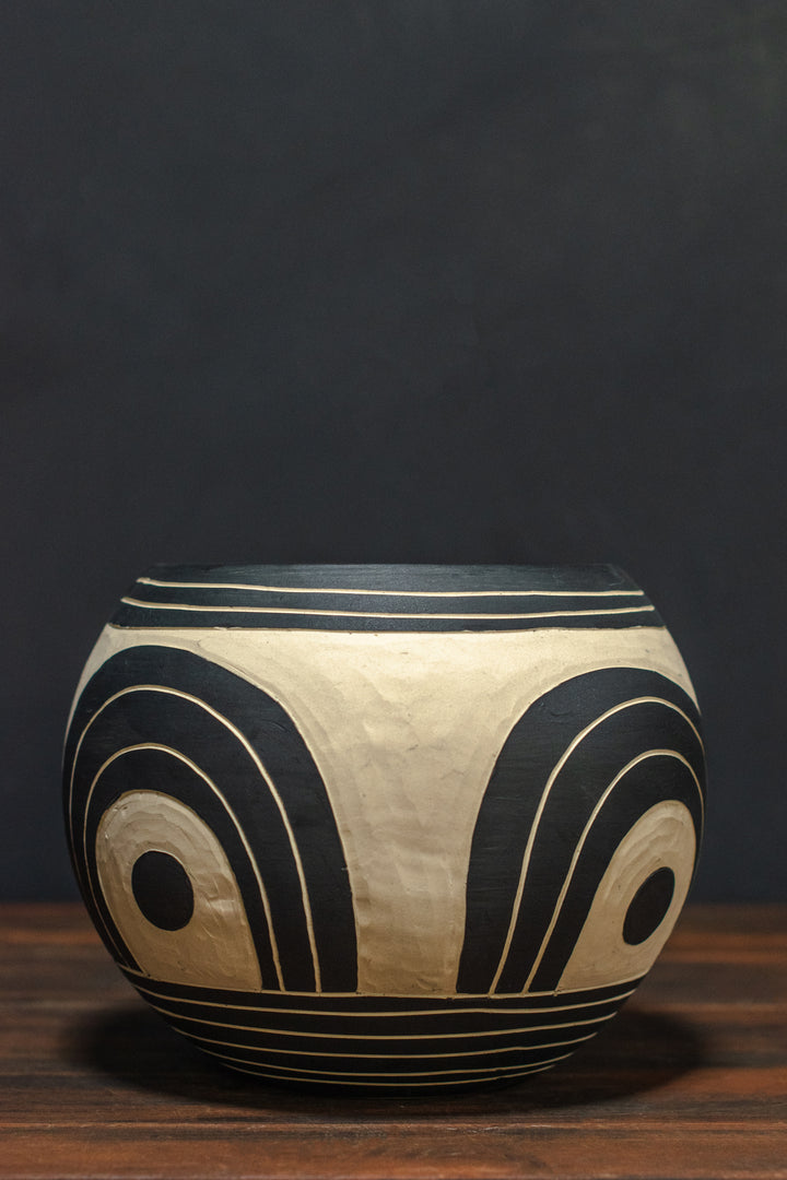 Niko Far West Mati Orb Planter