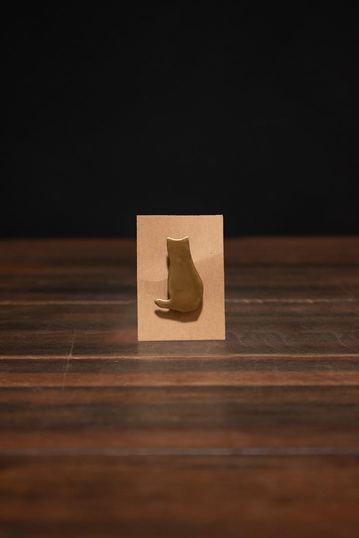 Fog Linen Brass Cat Brooch